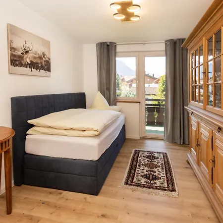 Haus Baum -