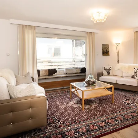 Haus Baum -